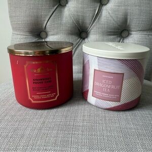 2 White Barn 3-Wick Candles‎ NEW